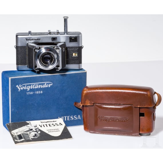 A Voigtl&auml;nder Vitessa rangefinder camera with the ever-ready bag, original box and operating instructions