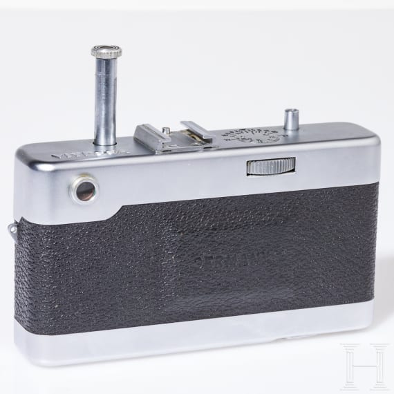 A Voigtl&auml;nder Vitessa rangefinder camera with the ever-ready bag, original box and operating instructions