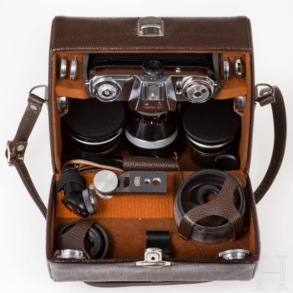 A Zeiss Icon Contaflex S Set 35 mm, 85 mm, 135 mm