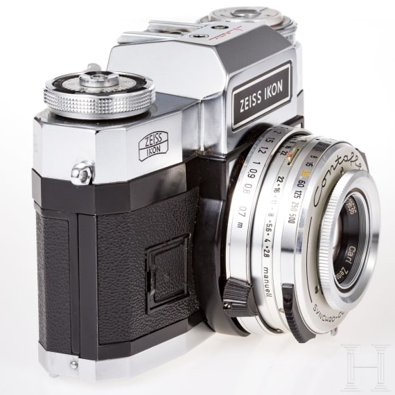 A Zeiss Icon Contaflex S Set 35 mm, 85 mm, 135 mm