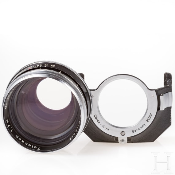 A Zeiss Ikon Contaflex I/4(?) camera