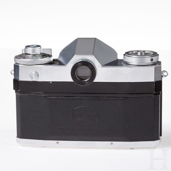 A Zeiss Ikon Contaflex IV(?)