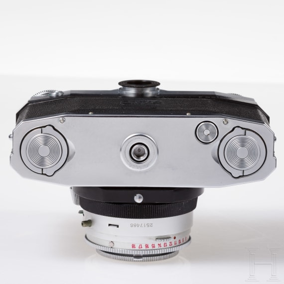 A Zeiss Ikon Contaflex IV(?)