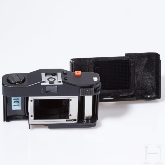 A camera Minox 35 GL, flash FC35
