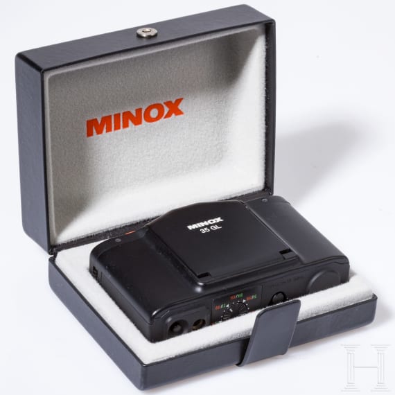A camera Minox 35 GL, flash FC35