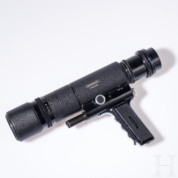 A case with Novoflex quick shooting lenses "Follow Focus Lenses"