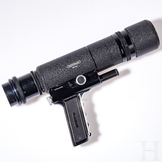 A case with Novoflex quick shooting lenses "Follow Focus Lenses"