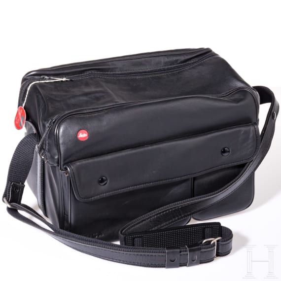 Four Leica leather bags