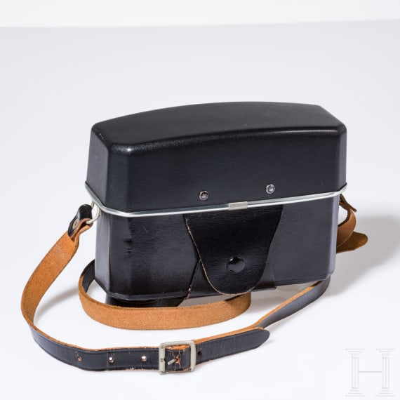 Eight ever-ready bags for Zeiss Ikon, Contarex, Contaflex, Ikonta and a lens case