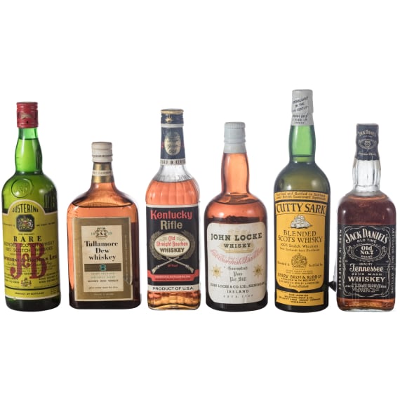 Twelve bottles of whiskey and port from USA/Ireland/Scotland etc., 1960s/70s