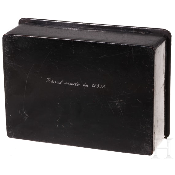 A Soviet papier m&acirc;ch&eacute; and lacquer box with boyar, circa 1930
