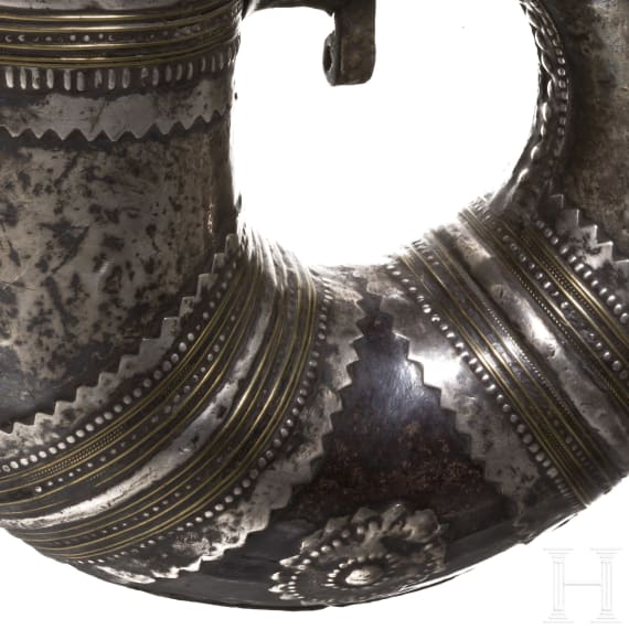 An Indian powder horn, 19th century
