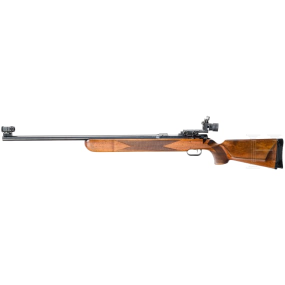 An Ansch&uuml;tz model 1407 target rifle