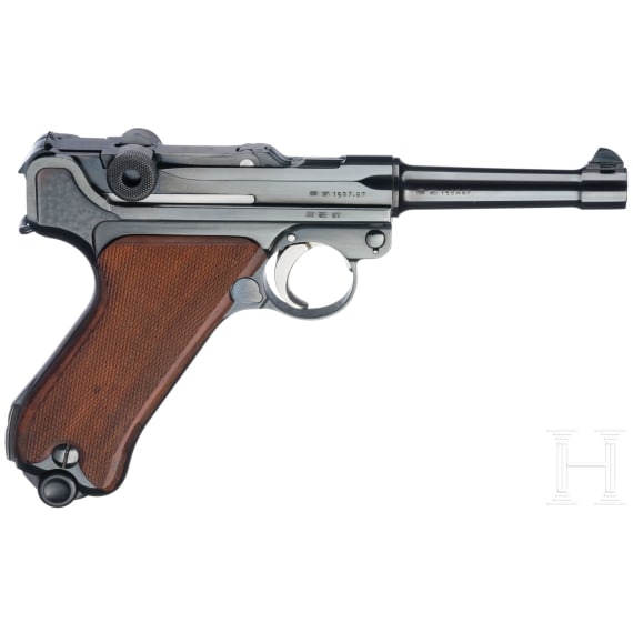 A Luger pistol by DWM