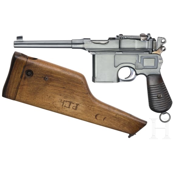 Royal MM 31, with shoulder stock