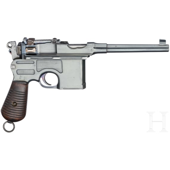 Royal MM 31, with shoulder stock
