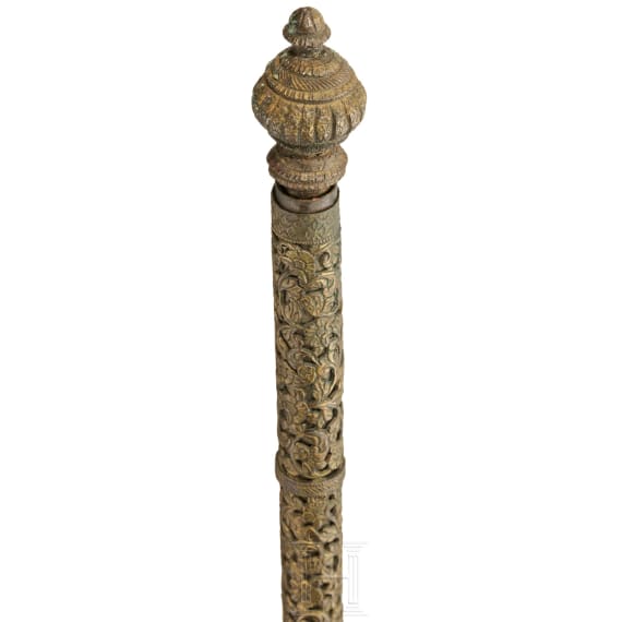 An Indian tabar with carved decor, circa 1800