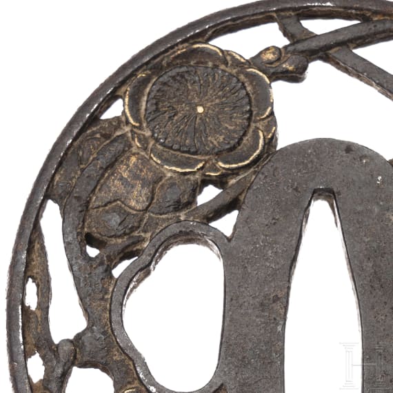 A Japanese tsuba, 18th century