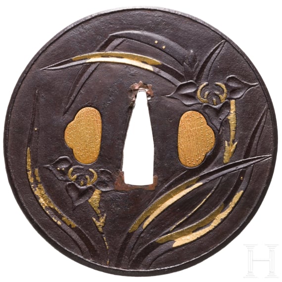 A Japanese Bushu tsuba, Edo period