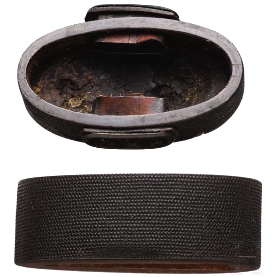 A Japanese fuchi kashira, Edo period