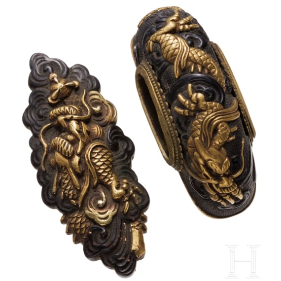 A Japanese kurigata and a single menuki, late Edo period