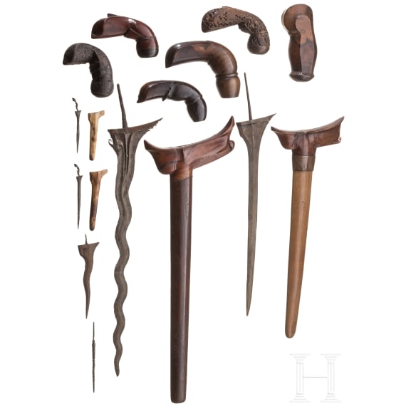 A collection of Sumatran (a.o.) kerises and parts