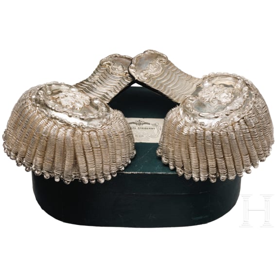 An Austro-Hungarian hunting hanger, bandolier and epaulettes worn by a count's high-ranking forestry official, circa 1910