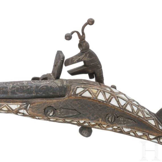 Kleine Sammlung Feuerwaffen, orientalisch, 19. und 20. Jhdt.