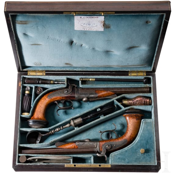 Ein Paar Hinterlader-Perkussionspistolen im Kasten, Frankreich, um 1850