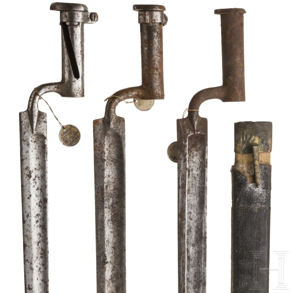 Zwei Haubajonette M 1807 und ein Haubajonett M 1854, &Ouml;sterreich