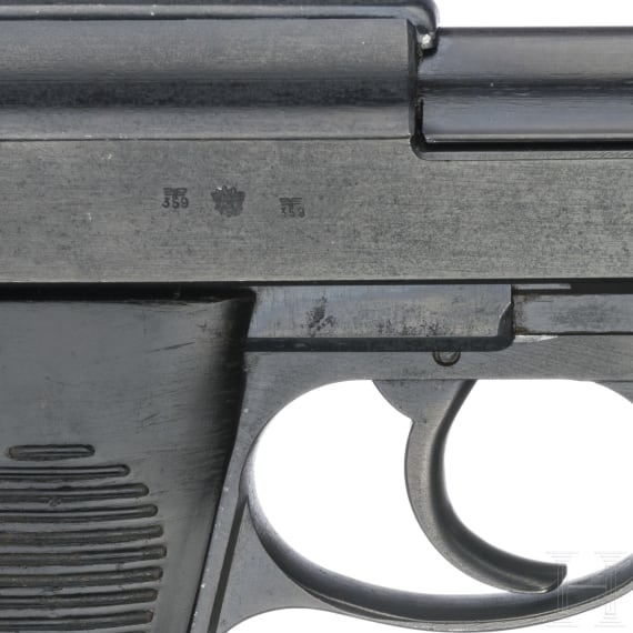 Walther P 38, Code "ac - 42"