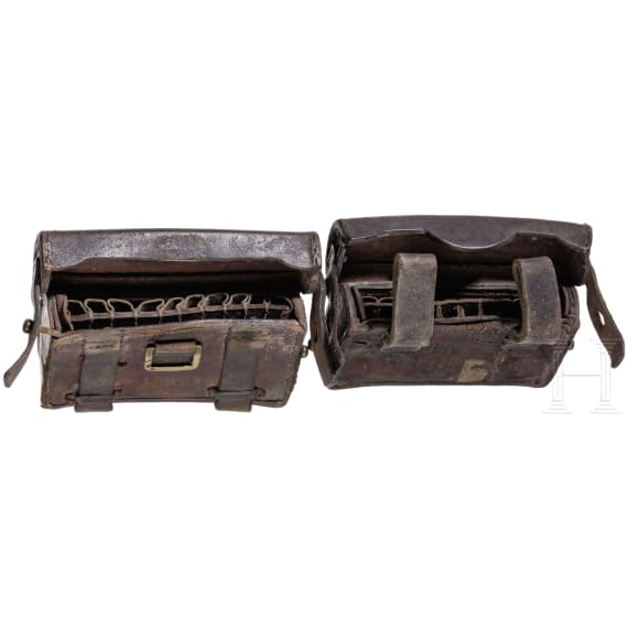 Zwei Patronentaschen M74 und M74/87