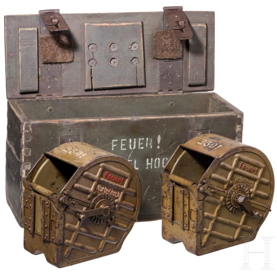 Zwei Gurttrommeln zum MG 08/15 im Transportkasten