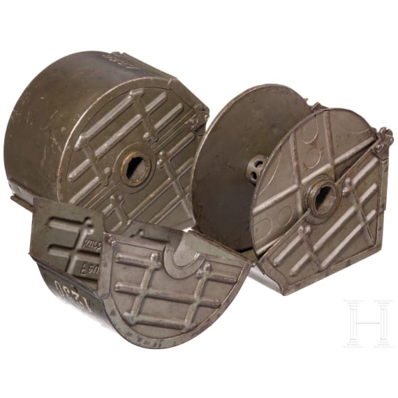 Zwei Gurttrommeln zum MG 08/15 im Transportkasten