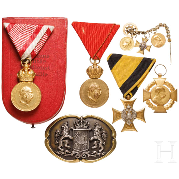 Kleine Sammlung Auszeichnungen