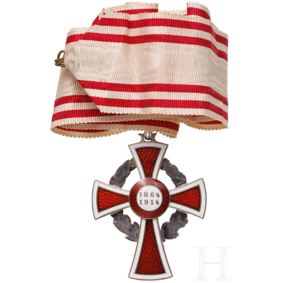 Ehrenzeichen vom Roten Kreuz 1. Klasse mit Kriegsdekoration