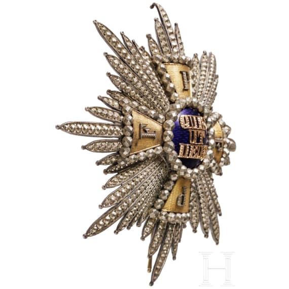 From the estate of a noble Bavarian family &ndash; a Breast Star for the Grand Cross of the Merit Order of St. Michaell