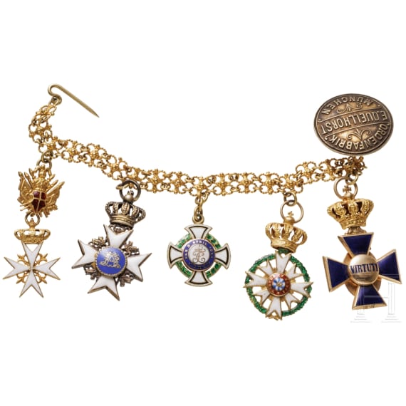 A five-piece miniature necklace from Bavarian aristocratic property