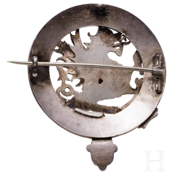 A brooch in the style of Scottish clan badges/brooches from Bavarian aristocratic property