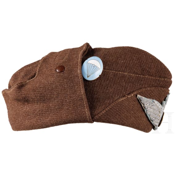 An M38 cap for paratroopers of the Bulgarian Air Force