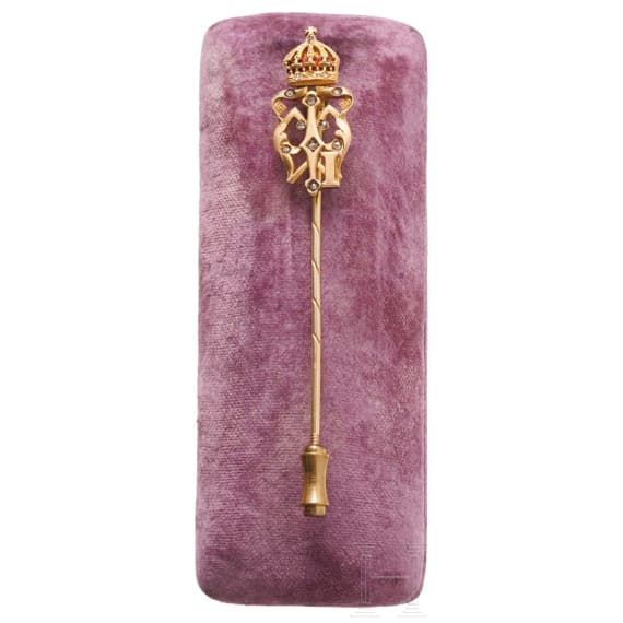 Tsar Ferdinand I (1861 - 1948) - a golden gift pin