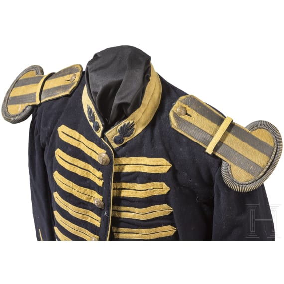 A tunic for members of the Voltigeurs de la Garde Imp&eacute;riale, Second Empire