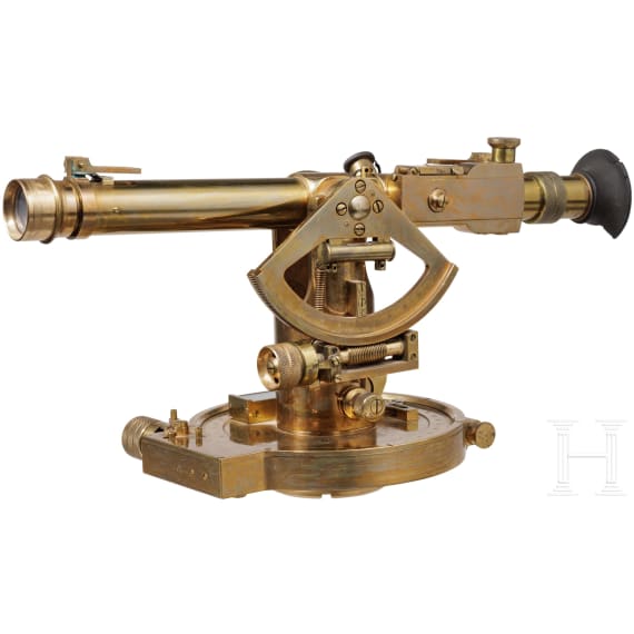British Artillery Director No. 5 MK I, in case, ca. 1917