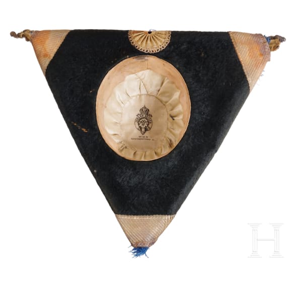 A representative tricorn hat, 19th/20th century