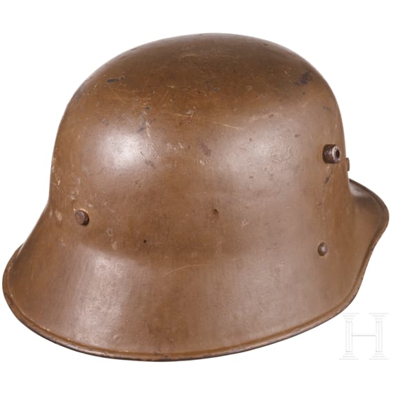 A steel helmet M17