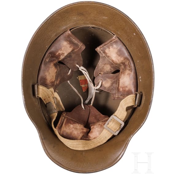 A steel helmet M 17