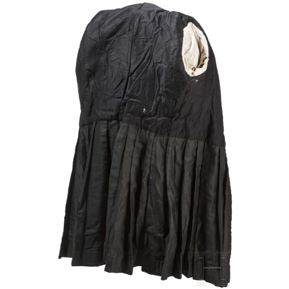 A uniform and sword of a pontifical Cameriere segreto (secret valet), 1st half of the 20th century