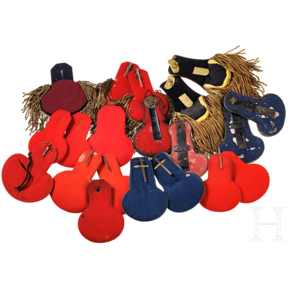 A collection of 20 epaulettes, mostly German, 19th/20th century