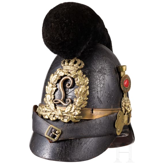 A helmet M 1845 for artillery men
