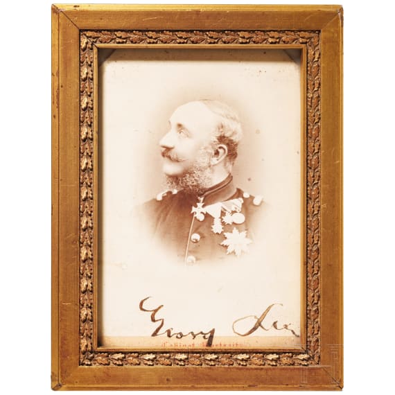 Portraitfoto von Georg V., K&ouml;nig von Hannover (1819 - 1878) mit eigenh&auml;ndiger Unterschrift in Tinte